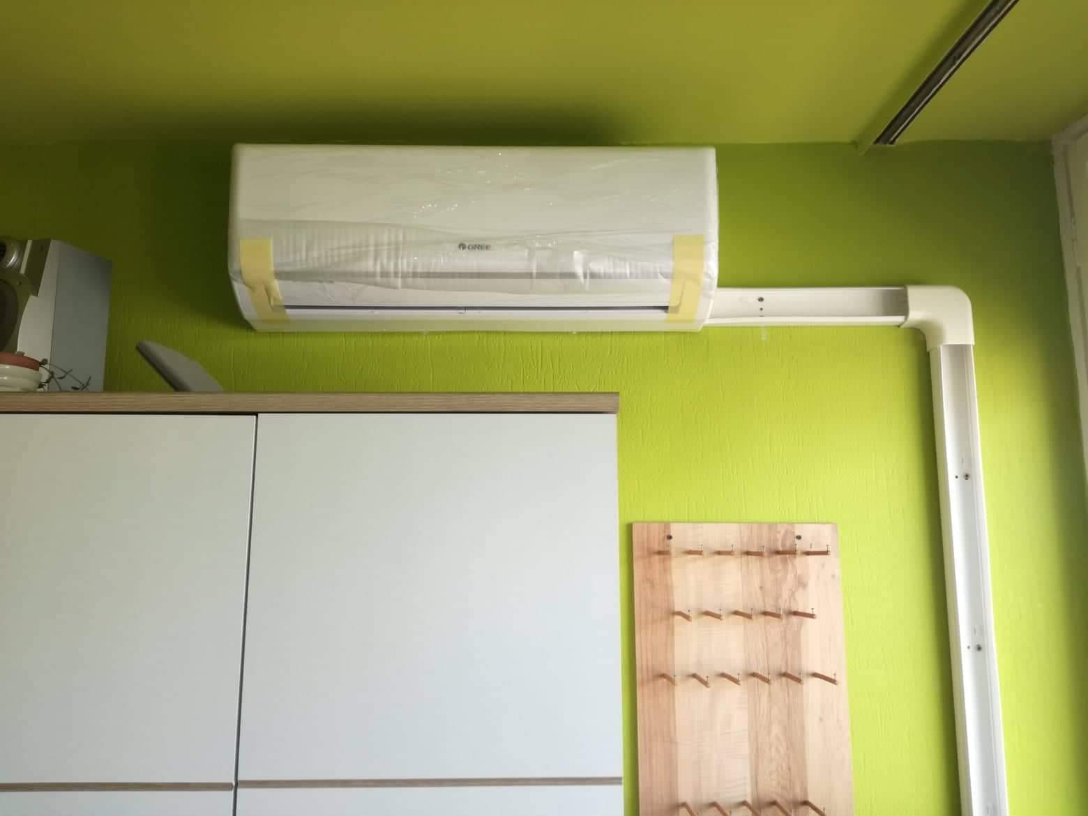 Beltéri klíma felszerelés közben Nyíregyházán